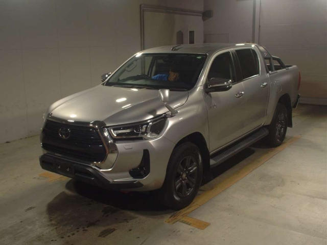 TOYOTA HILUX 2020