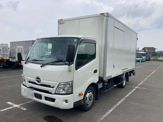 HINO DUTRO 2023