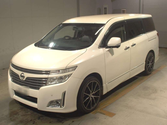 NISSAN ELGRAND 2010
