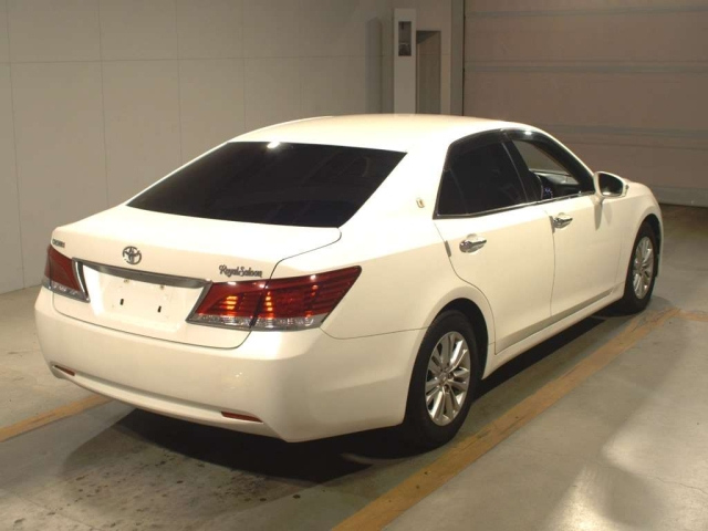 TOYOTA CROWN 2013