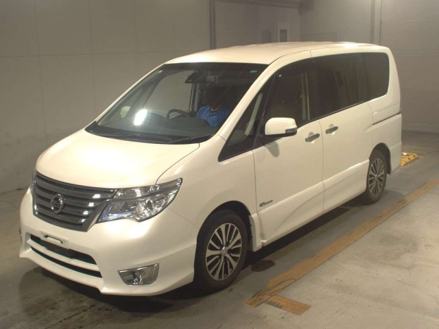 NISSAN SERENA 2015