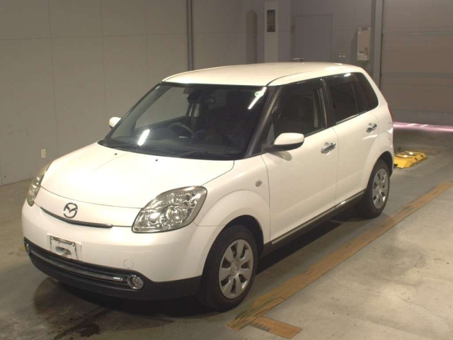 MAZDA VERISA 2012