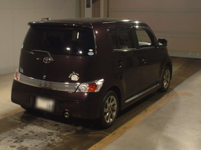 TOYOTA BB 2015