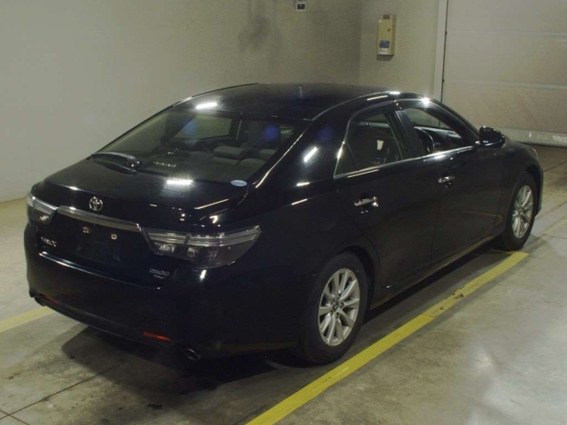 TOYOTA MARK X 2017