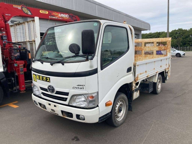 TOYOTA DYNA 2015
