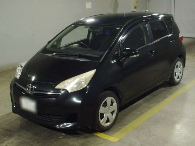 TOYOTA RACTIS 2011