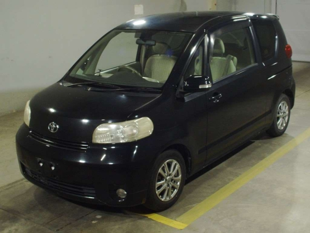 TOYOTA PORTE 2008