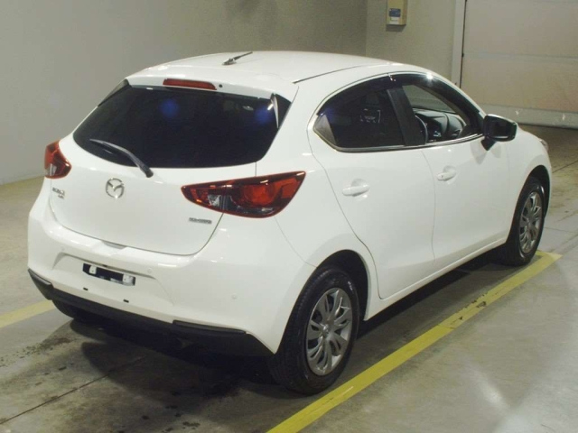 MAZDA MAZDA2 2020