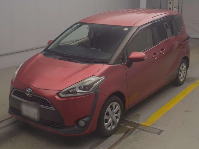 TOYOTA SIENTA 2016