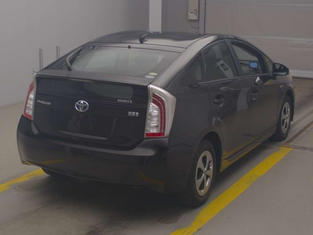 TOYOTA PRIUS 2012