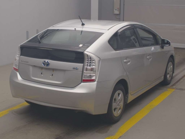 TOYOTA PRIUS 2010