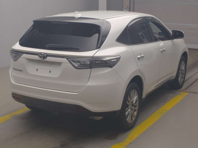 TOYOTA HARRIER 2014