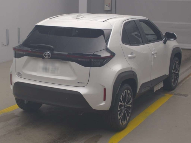 TOYOTA YARIS CROSS 2025