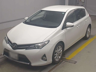 TOYOTA AURIS 2013