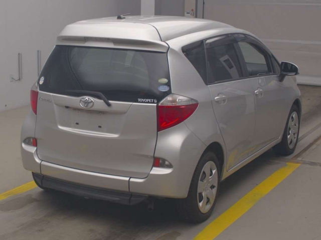 TOYOTA RACTIS 2011
