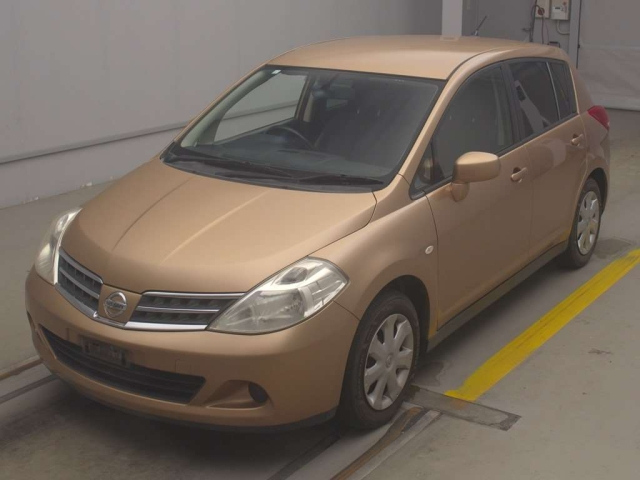 NISSAN TIIDA 2009