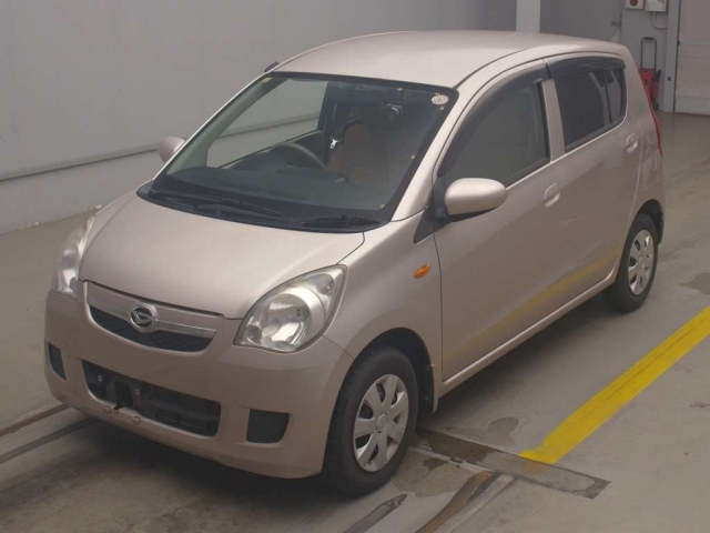 DAIHATSU MIRA 2010