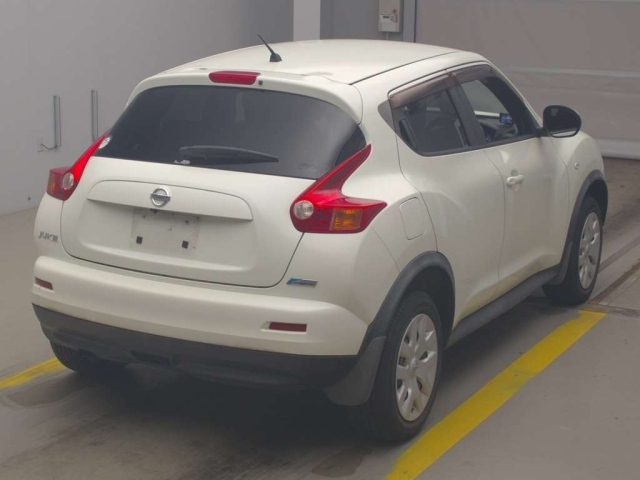 NISSAN JUKE 2012