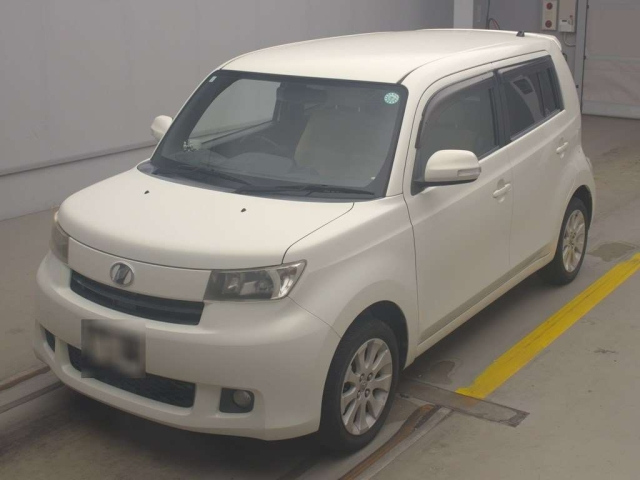 TOYOTA BB 2009