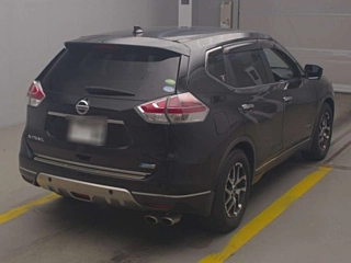NISSAN X-TRAIL 2015