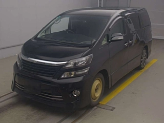 TOYOTA VELLFIRE 2013