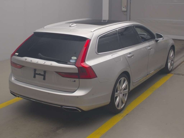 VOLVO V90 2017
