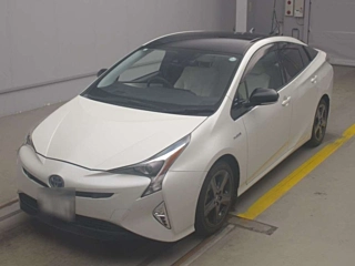 TOYOTA PRIUS 2017