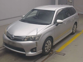 TOYOTA COROLLA FIELDER 2013