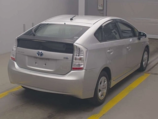 TOYOTA PRIUS 2011