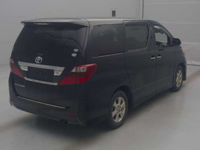 TOYOTA ALPHARD 2010
