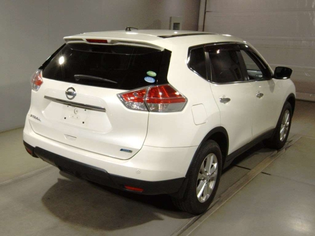NISSAN X-TRAIL 2015