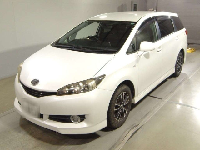 TOYOTA WISH 2011