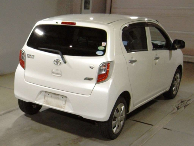 TOYOTA PIXIS EPOCH 2013