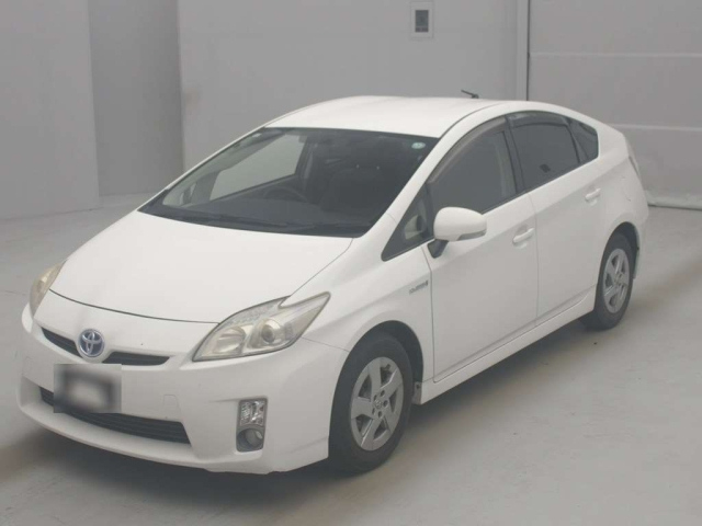 TOYOTA PRIUS 2011