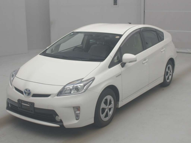 TOYOTA PRIUS 2015