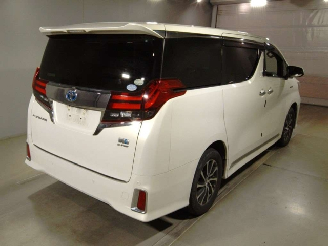 TOYOTA ALPHARD 2015