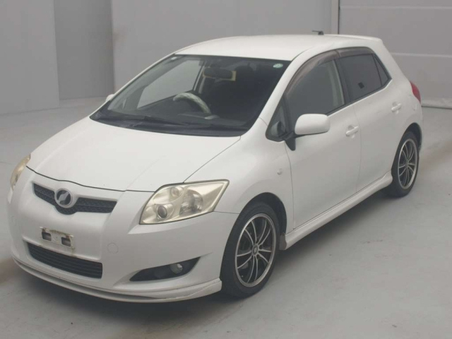 TOYOTA AURIS 2008