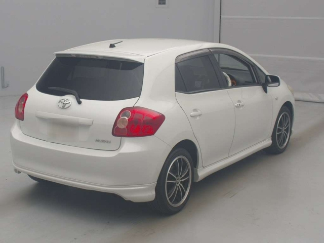 TOYOTA AURIS 2008