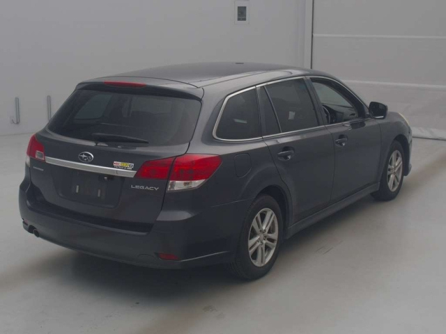 SUBARU LEGACY 2011