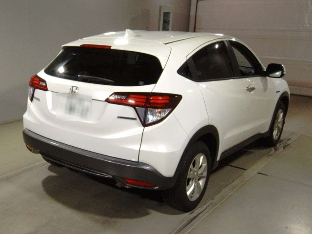 HONDA VEZEL 2015