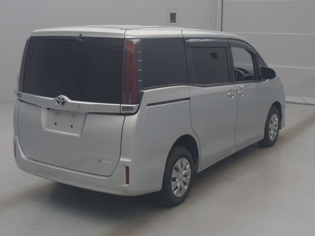 TOYOTA NOAH 2020