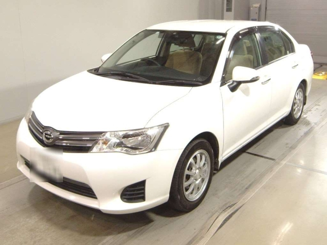 TOYOTA COROLLA AXIO 2013