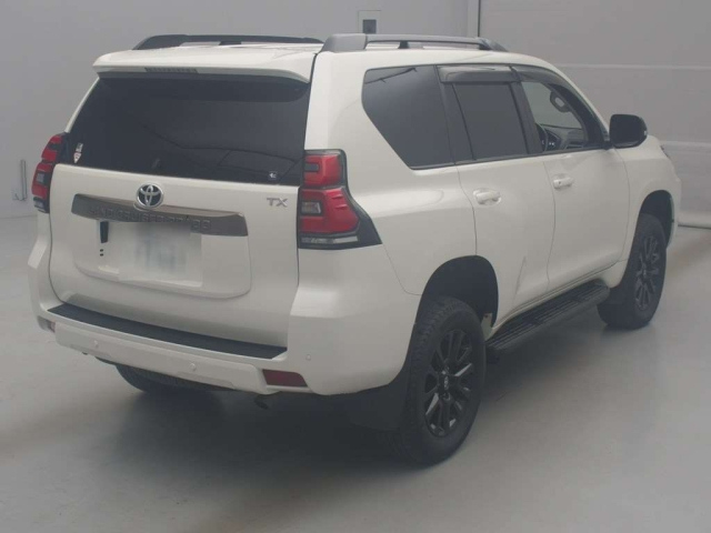 TOYOTA LAND CRUISER PRADO 2021
