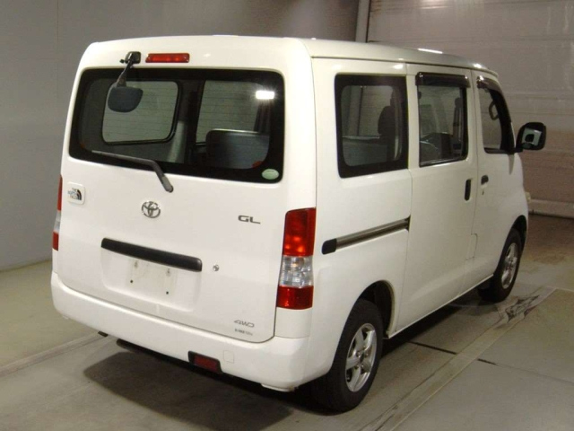 TOYOTA TOWN ACE VAN 2013