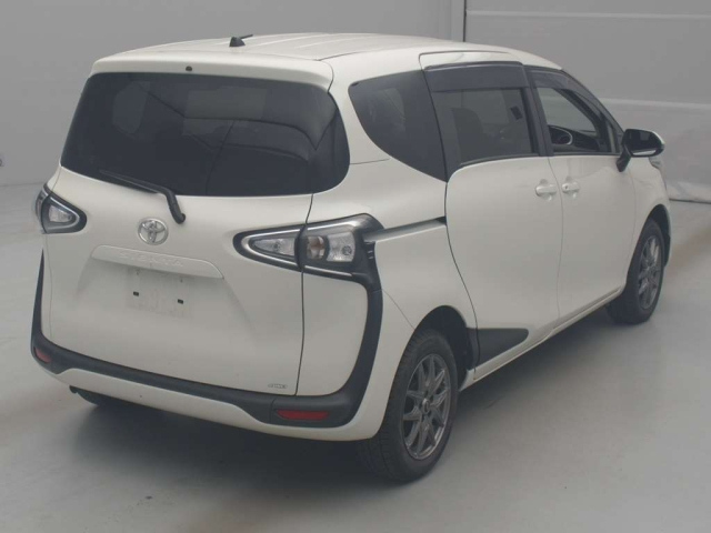 TOYOTA SIENTA 2022
