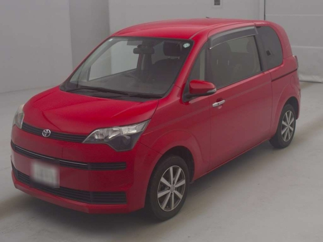 TOYOTA SPADE 2015