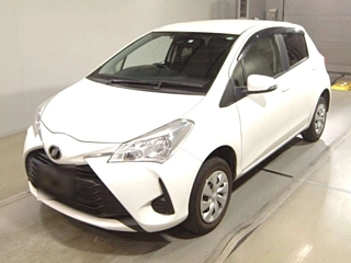 TOYOTA VITZ 2019