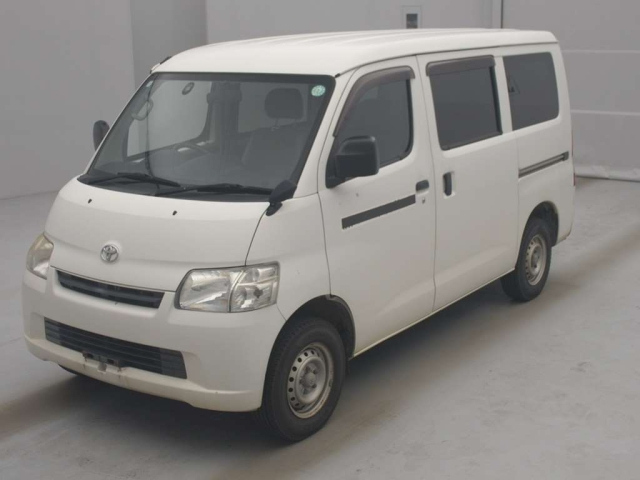 TOYOTA TOWN ACE VAN 2017