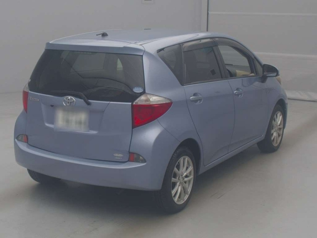 TOYOTA RACTIS 2013