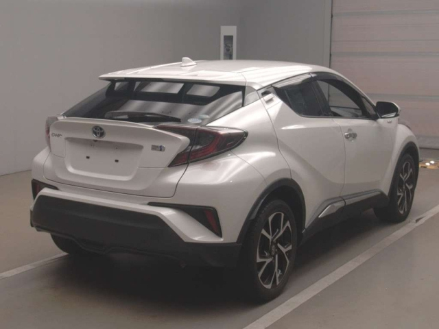 TOYOTA C-HR 2018